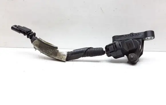 Volvo V70 Crankshaft position sensor 30637803