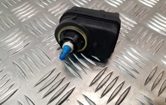 Opel Vivaro Headlight level adjustment motor R7700415343