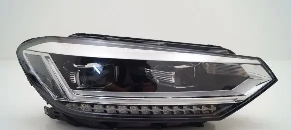 Volkswagen Touran III Headlight/headlamp