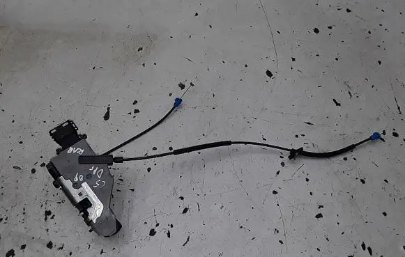 Citroen C5 Front door lock 24099816