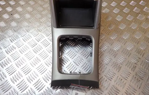 Subaru Forester SH Gear shifter surround trim plastic 92122SC010