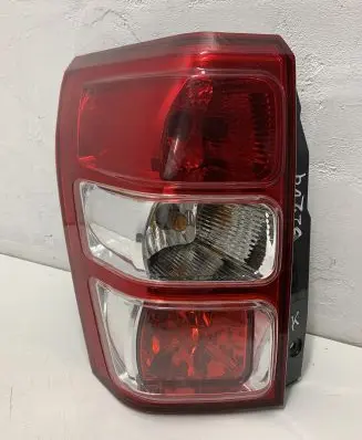 Suzuki Grand Vitara II Rear/tail lights 082181944