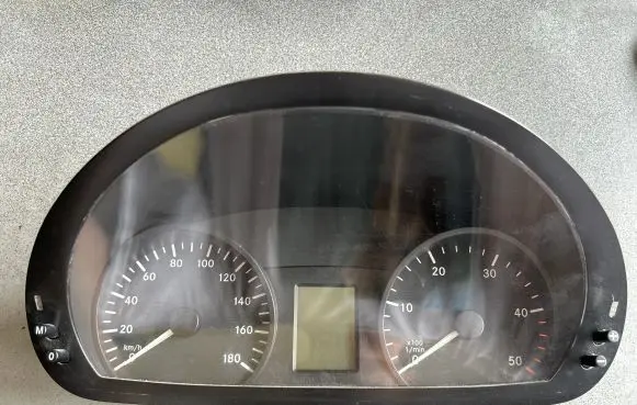 Mercedes-Benz Sprinter W906 Speedometer (instrument cluster) A9065422101 A9065422701 A9064482421