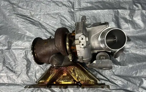 Mercedes-Benz GLC AMG Supercharger A2540906200 4938900731G3