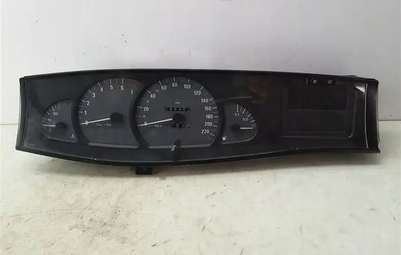 Opel Omega B2 Speedometer (instrument cluster) 09228408AA