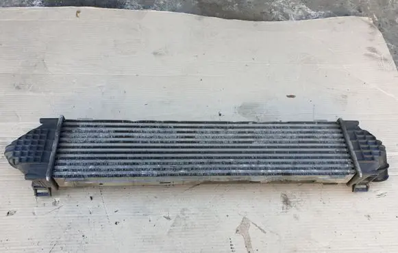 Ford Kuga I Intercooler radiator 6G919L440AE