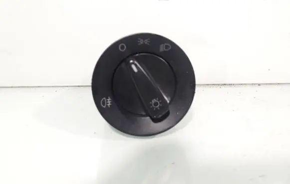 Volkswagen Golf IV Light switch 1C0941531