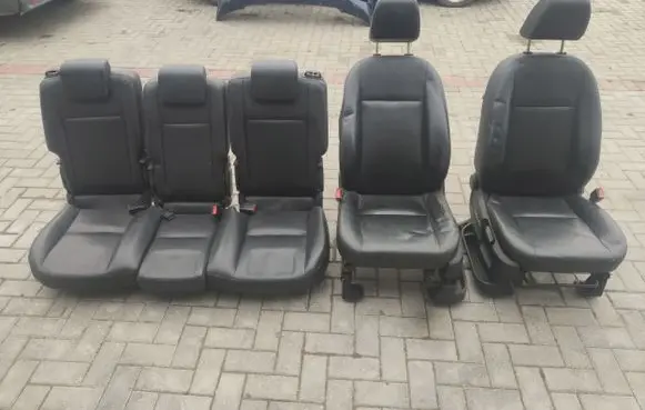 Ford C-MAX I Seat set 