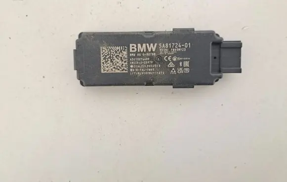 BMW X6 G06 Keyless system antenna 5A81724 5B60517