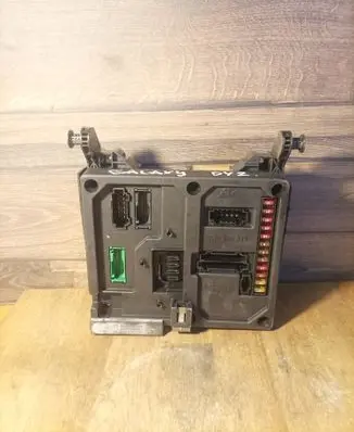 Ford Galaxy Fuse module
