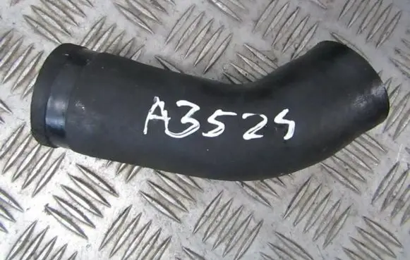 Toyota Avensis T250 Intercooler hose/pipe