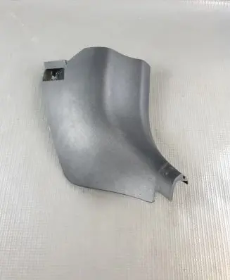 Toyota Avensis T270 Foot area side trim 6211105050 6211105060