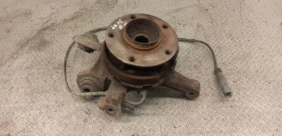BMW 1 E81 E87 Rear wheel hub spindle/knuckle 