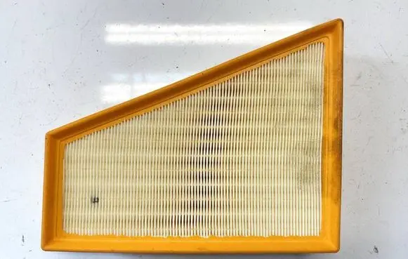Ford Mondeo MK IV Air filter lx1885 mahlelx1885