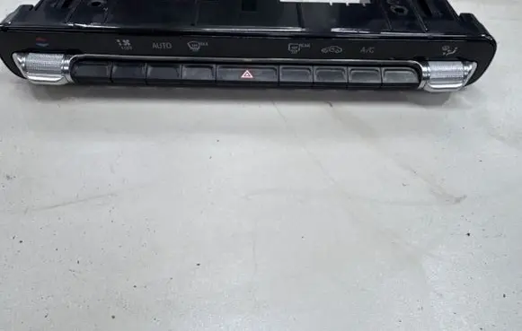 Mercedes-Benz B W247 Climate control unit A2479055702 HW172800