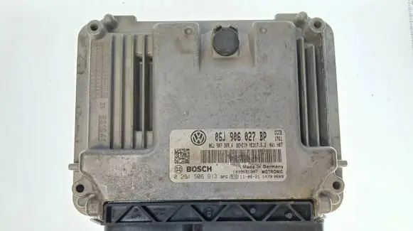 Volkswagen Tiguan Engine control unit/module 06J906027BP 06J907309A 0261S06913