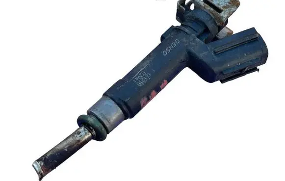 Nissan Juke I F15 Fuel injector 166001KT0A