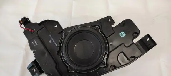 Hyundai Santa Fe Subwoofer speaker 96380-S1110