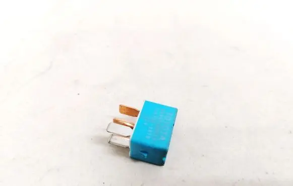 Toyota RAV 4 (XA30) Other relay 9098702027 90987-02027