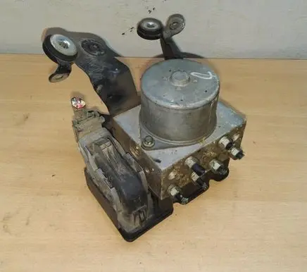 Ford S-MAX ABS Pump 7G912M110AB