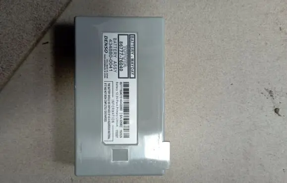 Lexus NX Battery control module 8677776040 4348800041