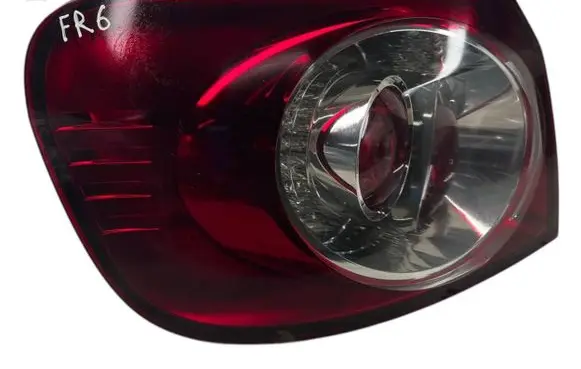 Volkswagen Golf Plus Rear/tail lights 5M0945095S