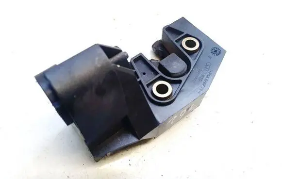 Audi A4 S4 B6 8E 8H Seat back rest lock catch 