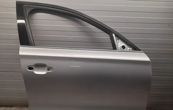 Audi A8 S8 D4 4H Front door