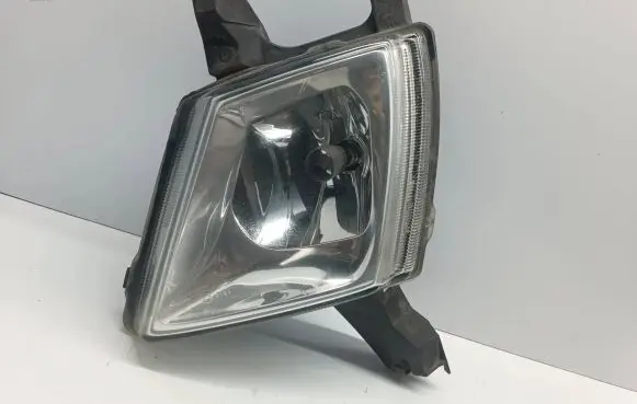 Peugeot 407 Front fog light 9641945680 421709999