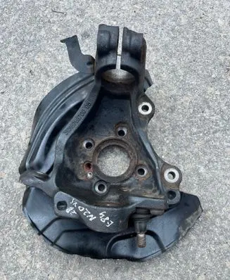 BMW X1 E84 Front wheel hub 6788700 31216788700