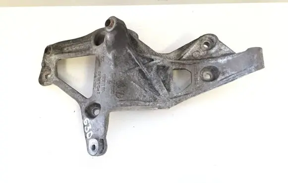 BMW 1 F20 F21 A/C compressor mount bracket 67871110 64557603346