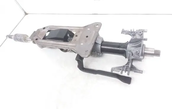 BMW 1 E81 E87 Steering wheel axle 6786899