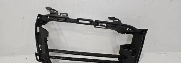 Front bumper lower grill