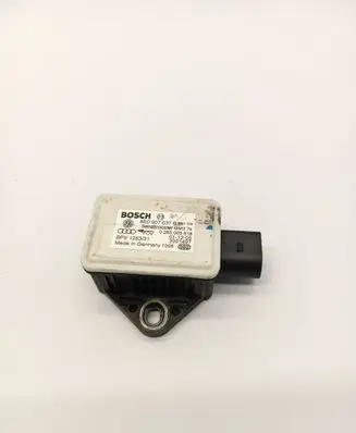 Audi A4 S4 B8 8K ESP acceleration yaw rate sensor 8E0907637B