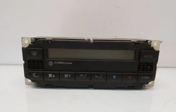 Volkswagen Golf IV Climate control unit 5HB00761710 3B1907044B