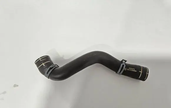 Skoda Citigo Engine coolant pipe/hose 1S0121101