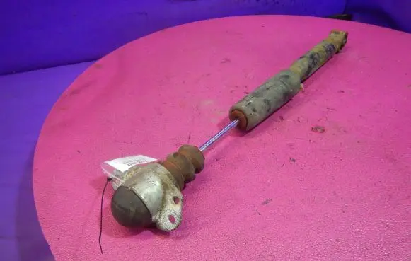 Volkswagen Fox Rear shock absorber/damper