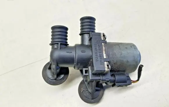 BMW 3 E46 Coolant heater control valve 8369805