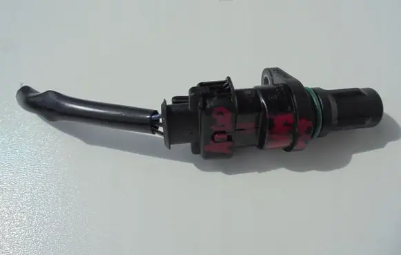 Toyota Aygo AB40 Crankshaft position sensor 0232103009