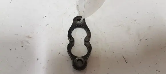 Volkswagen PASSAT CC Fuel Injector clamp holder
