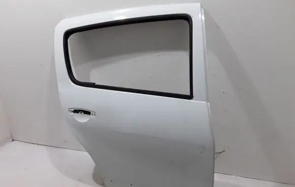 Dacia Sandero Rear door 821003644R