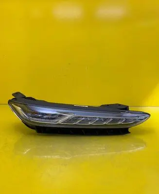 Hyundai Kona I Headlight/headlamp 92208