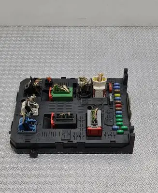 Peugeot 308 Comfort/convenience module 281208364 9665878002 281201906C