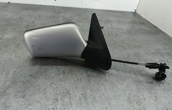 Volkswagen Golf III Front door electric wing mirror