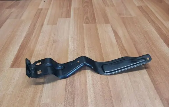 Mercedes-Benz C W204 Headlight/headlamp mounting bracket 204620593 PP204620593 A2046200191