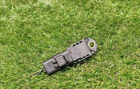 Ford Fusion II Air pressure sensor DS7A9F479CA A2C86279800