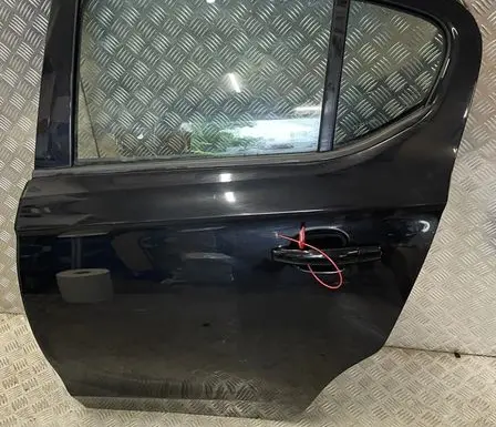 Opel Corsa E Front door