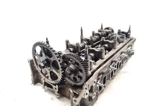 Honda CR-V Engine head 