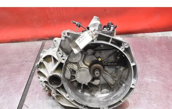 Ford Focus Manual 6 speed gearbox AV6R7002KF