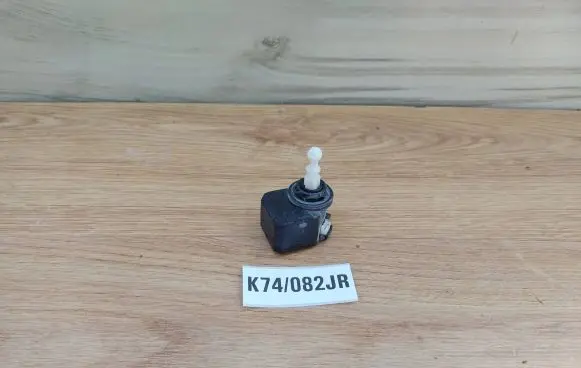 Audi A3 S3 8P Headlight level adjustment motor 008830-00